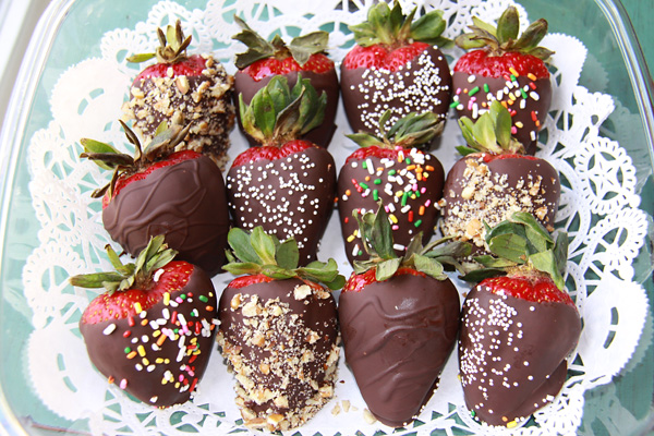 Hand Dipped Chocolate Covered Strawberries